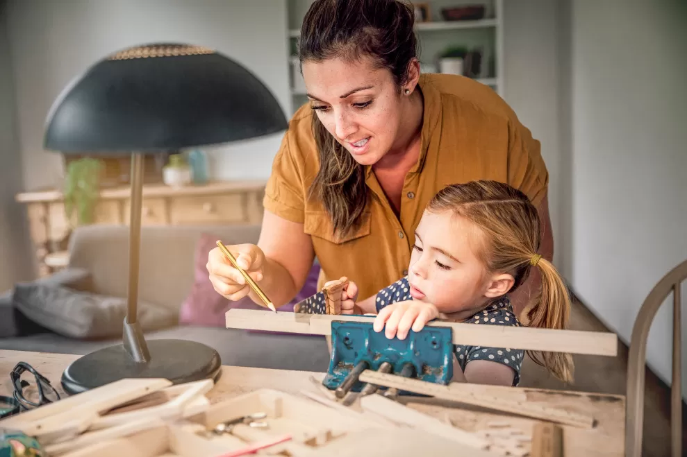 Mother-daughter-carpentry.jpg