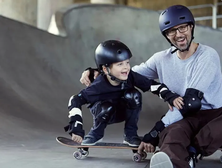 signpost---father-and-son-skateboarding.jpg